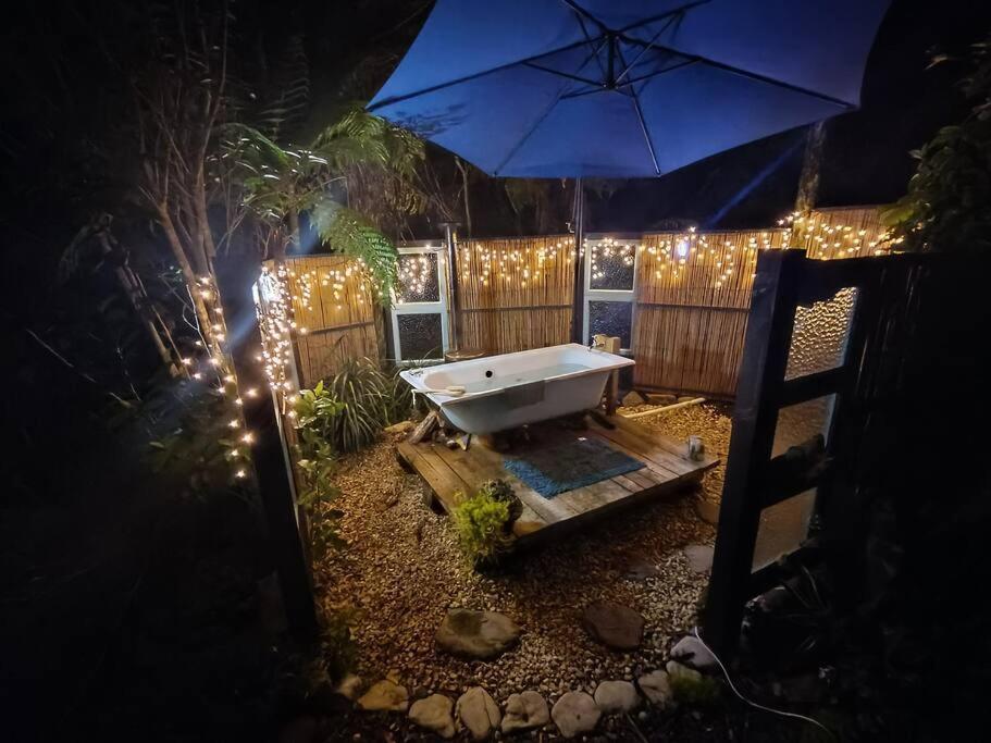 Gumboot Paradise Eco Stay Barrytown Kültér fotó