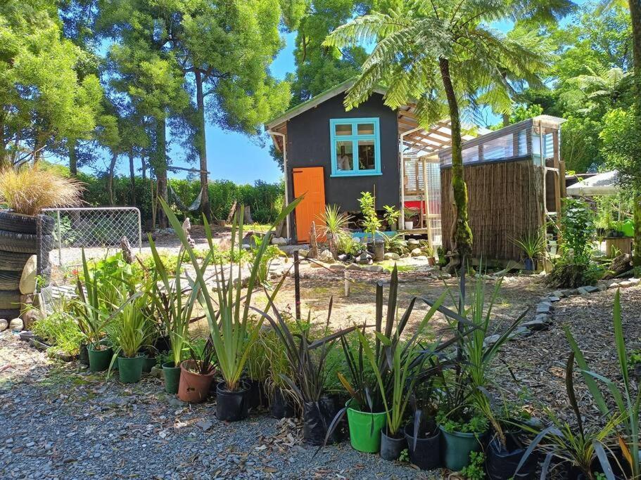 Gumboot Paradise Eco Stay Barrytown Kültér fotó